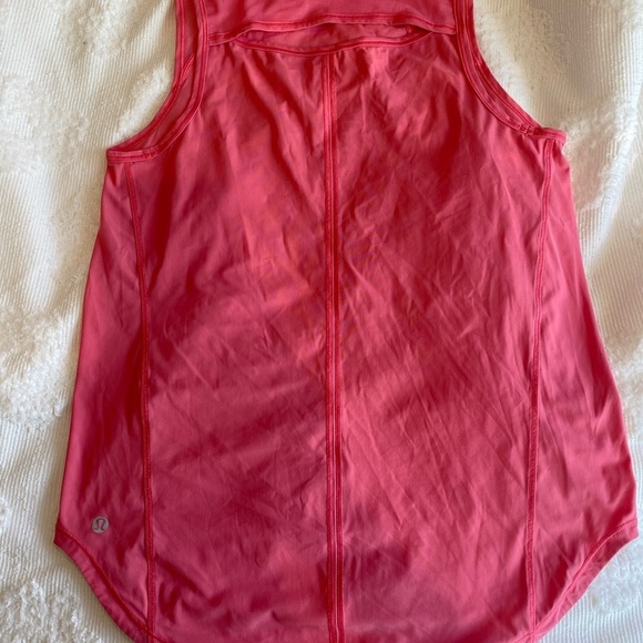Lululemon Pink Tank EUC size 6 - Picture 3 of 4